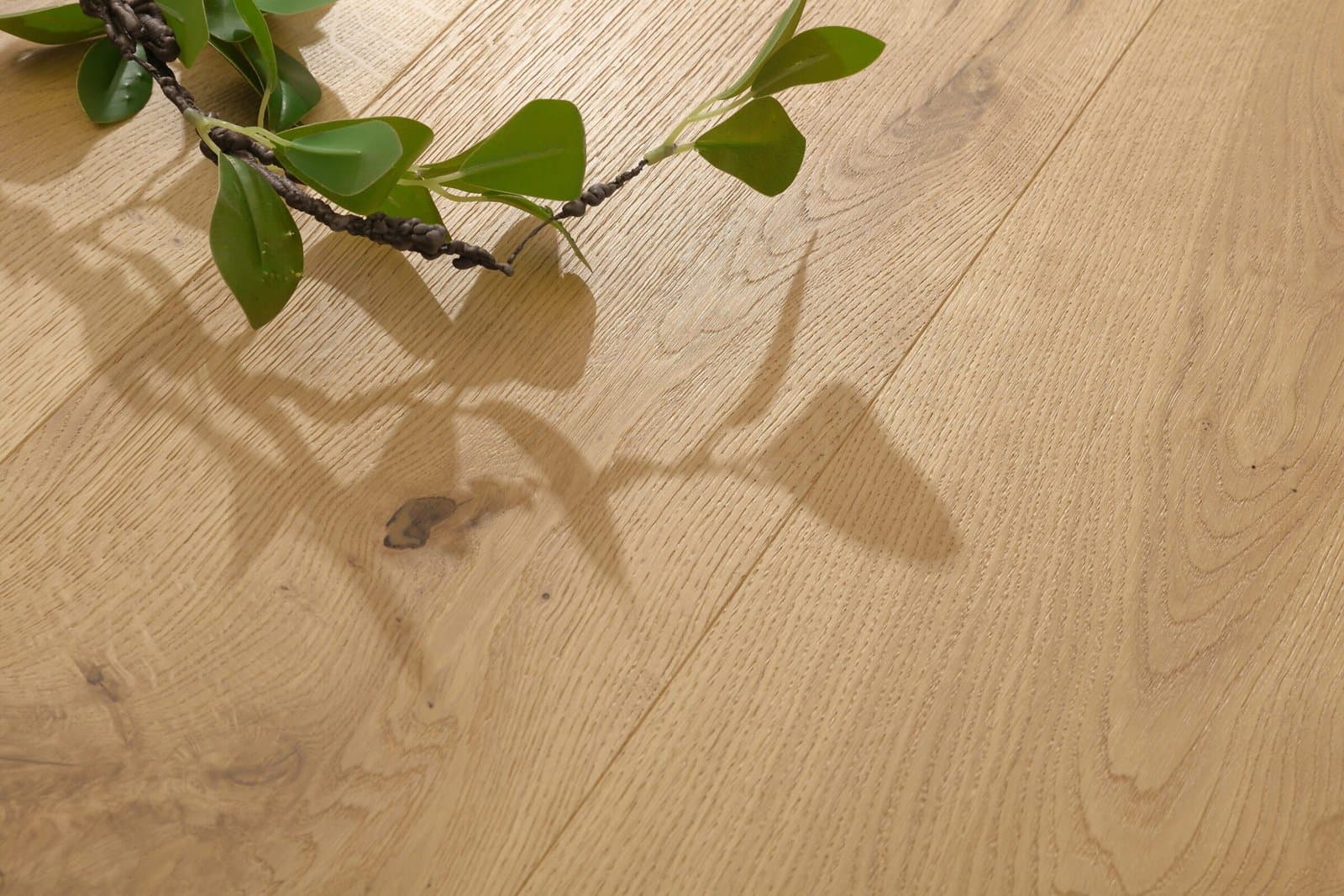 Oak Laura engineered hardwood flooring